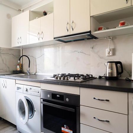 Popasul Dacului Calator Apartment ฮูเนโดอารา ภายนอก รูปภาพ