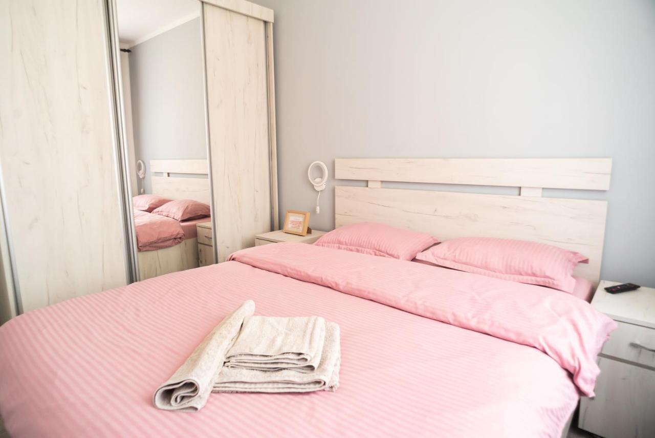 Popasul Dacului Calator Apartment ฮูเนโดอารา ภายนอก รูปภาพ