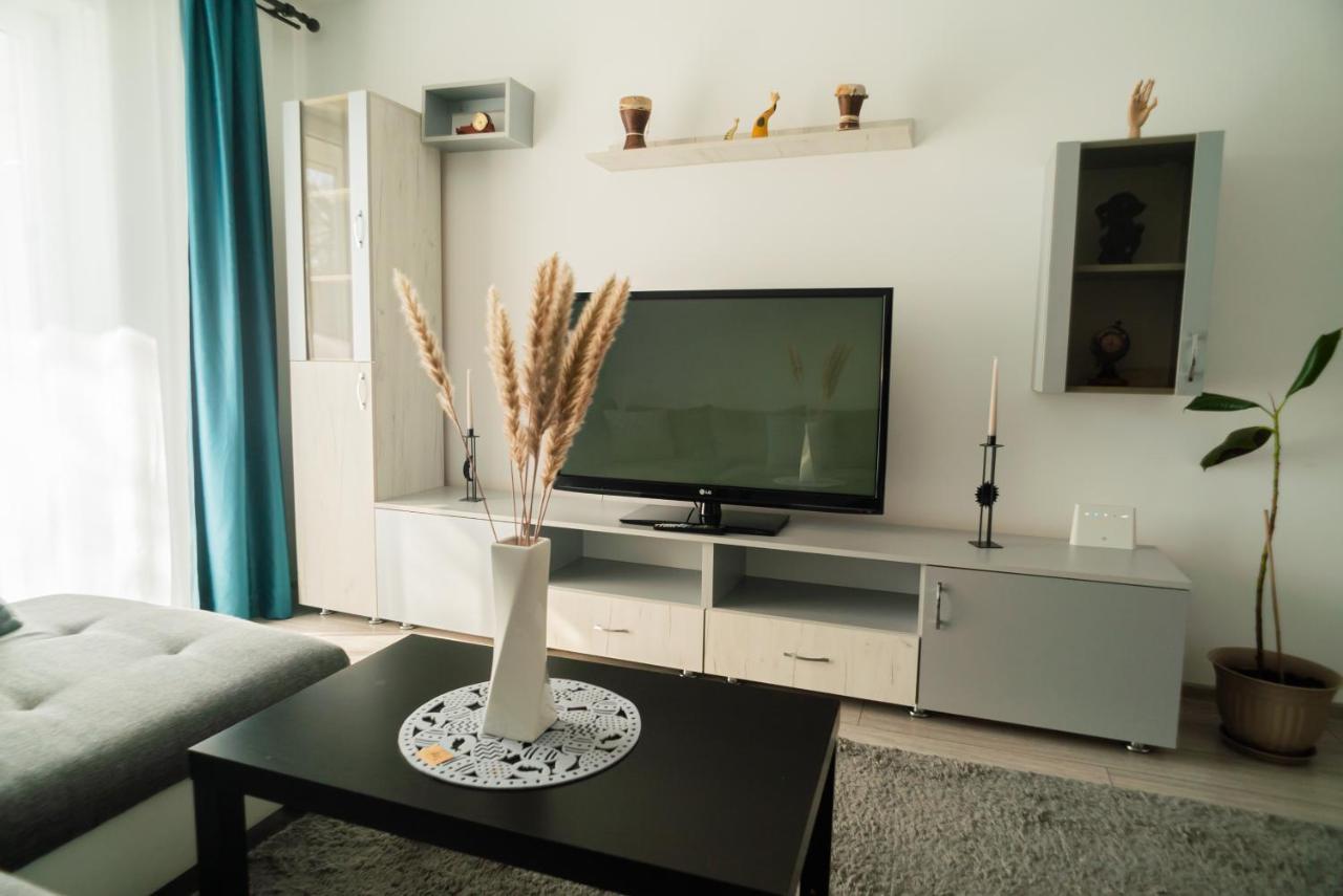 Popasul Dacului Calator Apartment ฮูเนโดอารา ภายนอก รูปภาพ